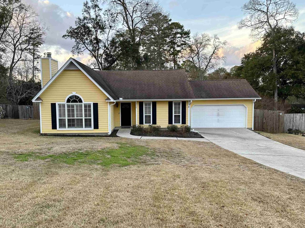 3228 Beaumont Drive - Photo 1