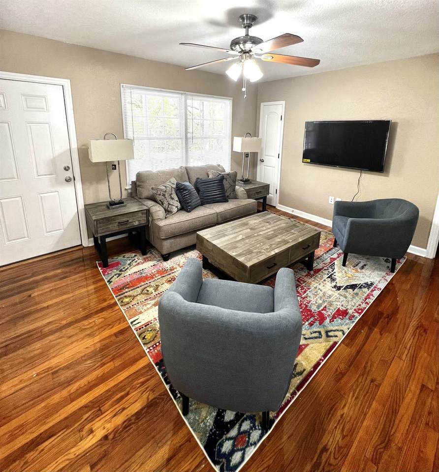 786 Arkansas - Photo 1