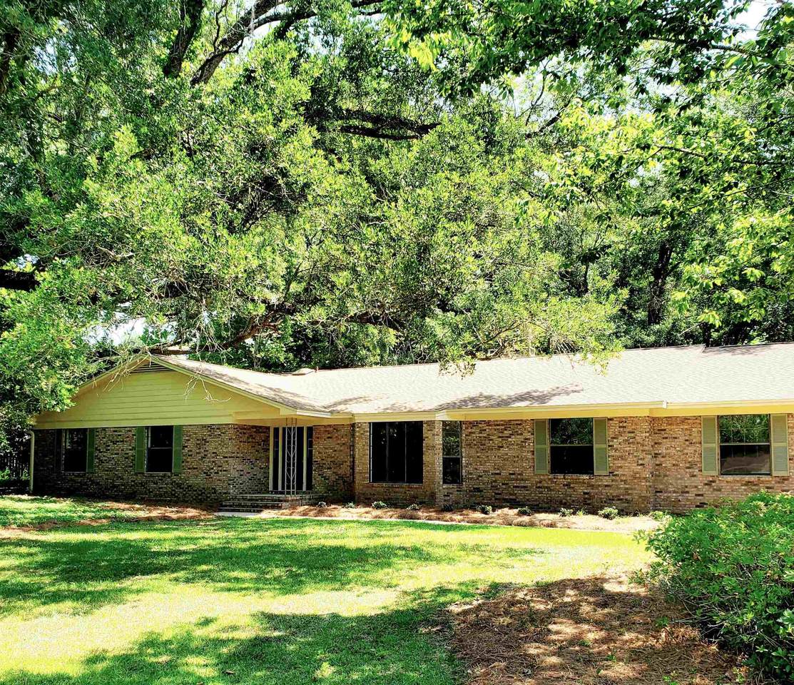 2303 Bourgogne Drive - Photo 1