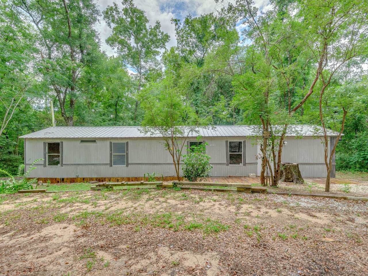 8039 Earth Way - Photo 1