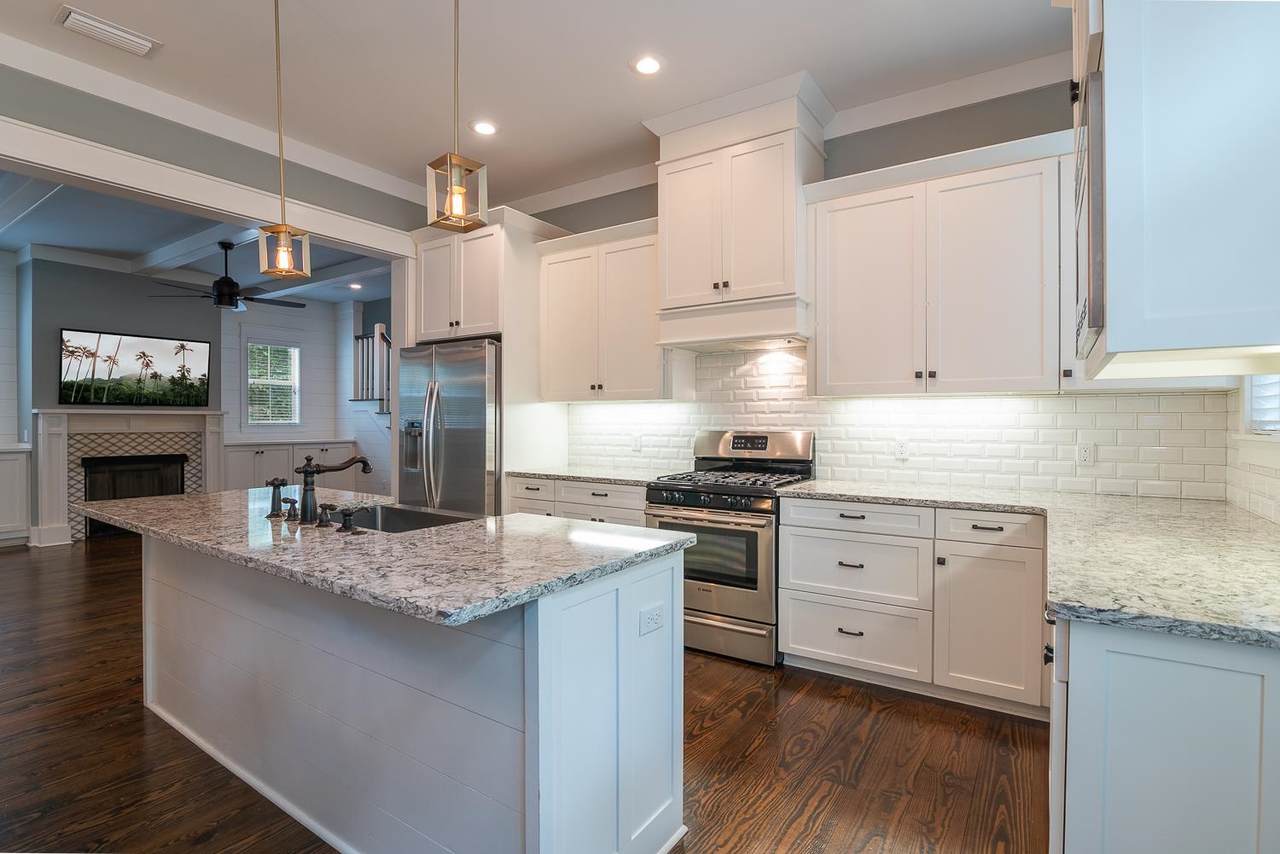 1281 Myrtle View Drive - Photo 1