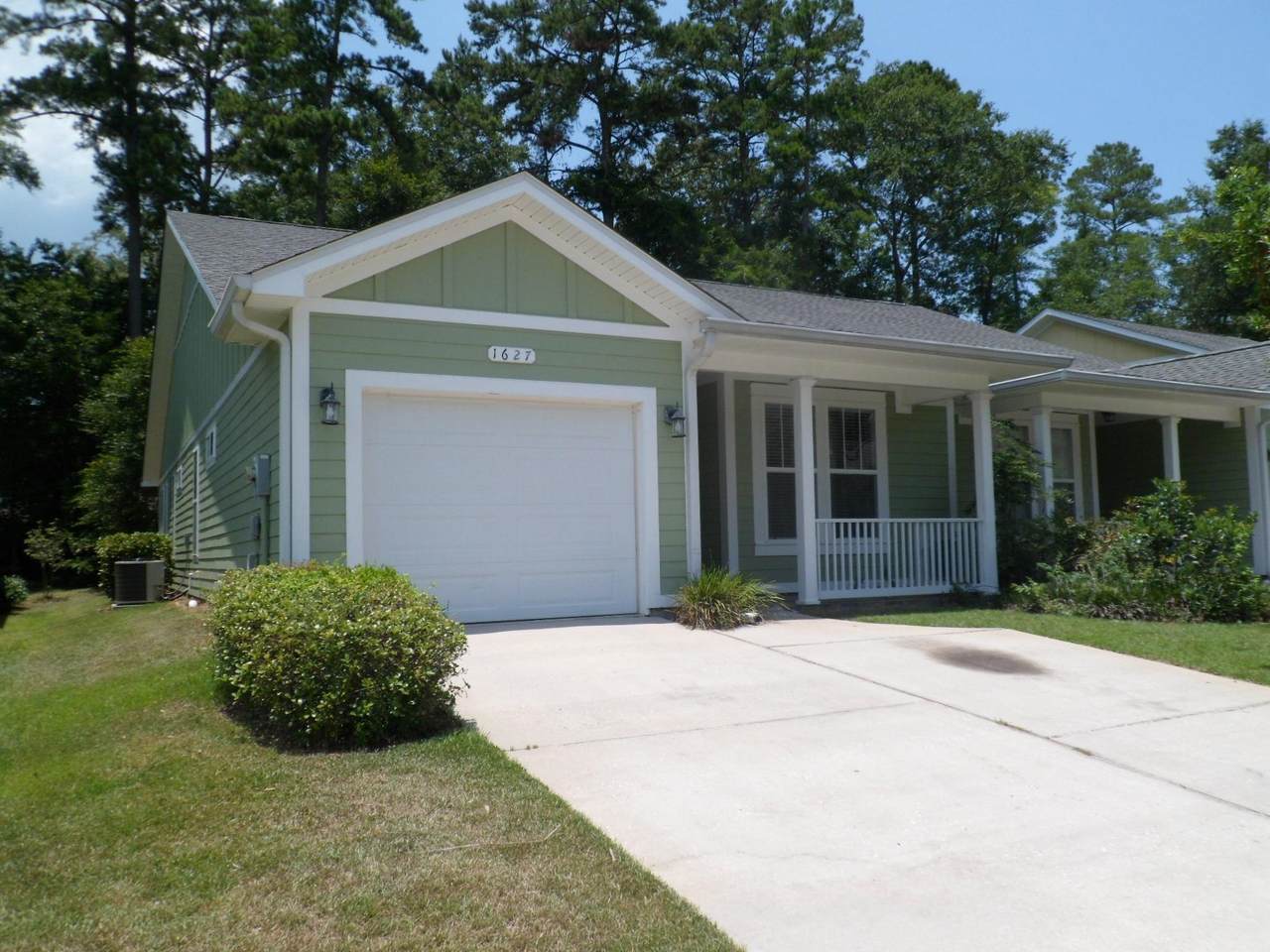 1627 Miccosukee Loop - Photo 1