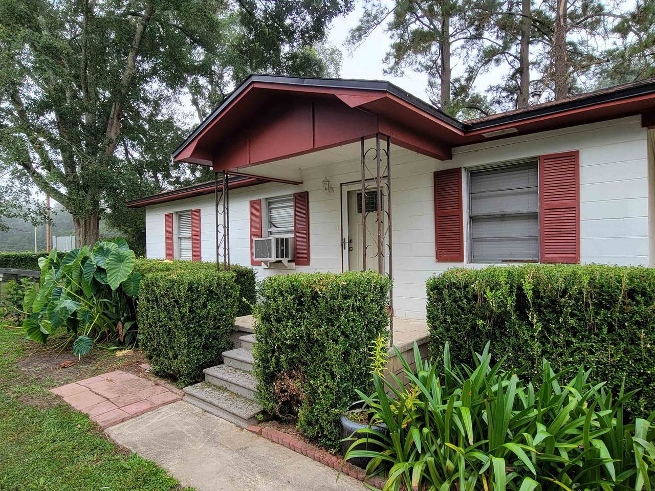 142 Iron Bridge Road - Photo 1