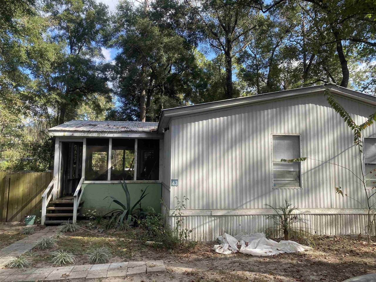 43 Squaw Rd - Photo 1