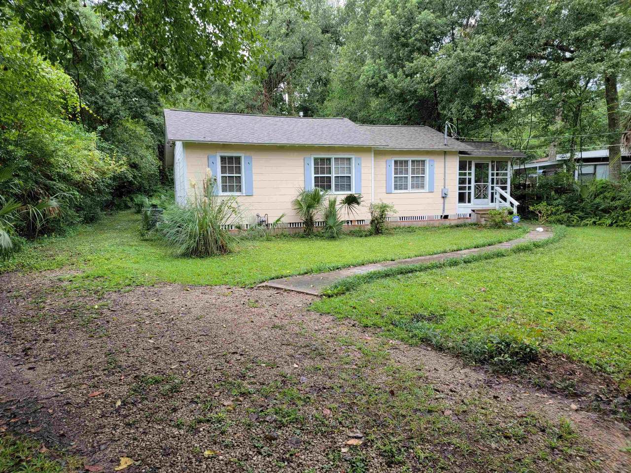 1936 Truett Drive - Photo 1