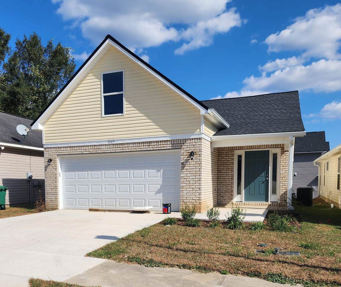 1069 Lacey Lane - Photo 1