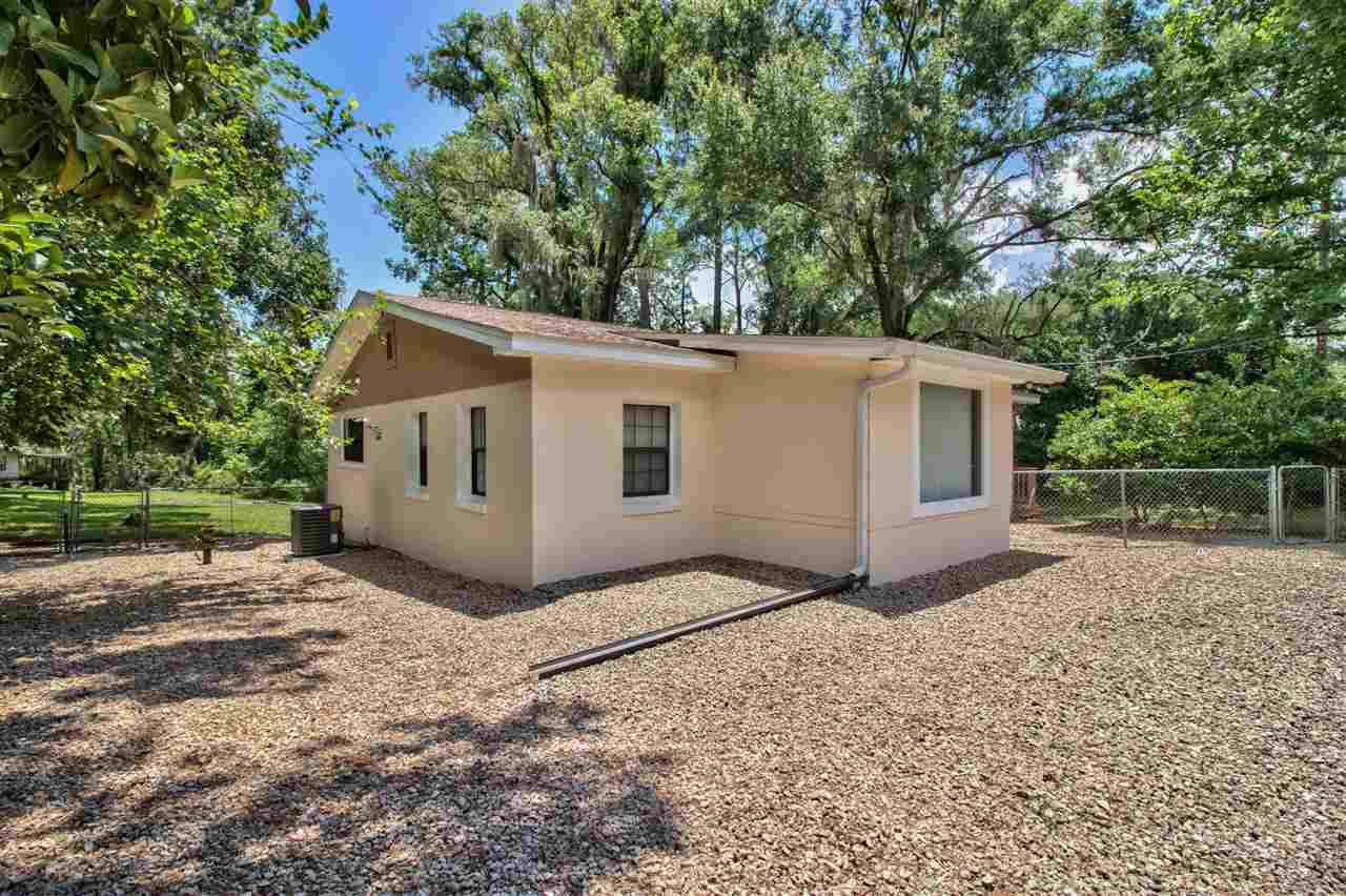 3001 Lakeview Point Road - Photo 1