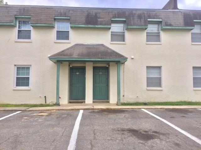 2325 Pensacola St - Photo 1