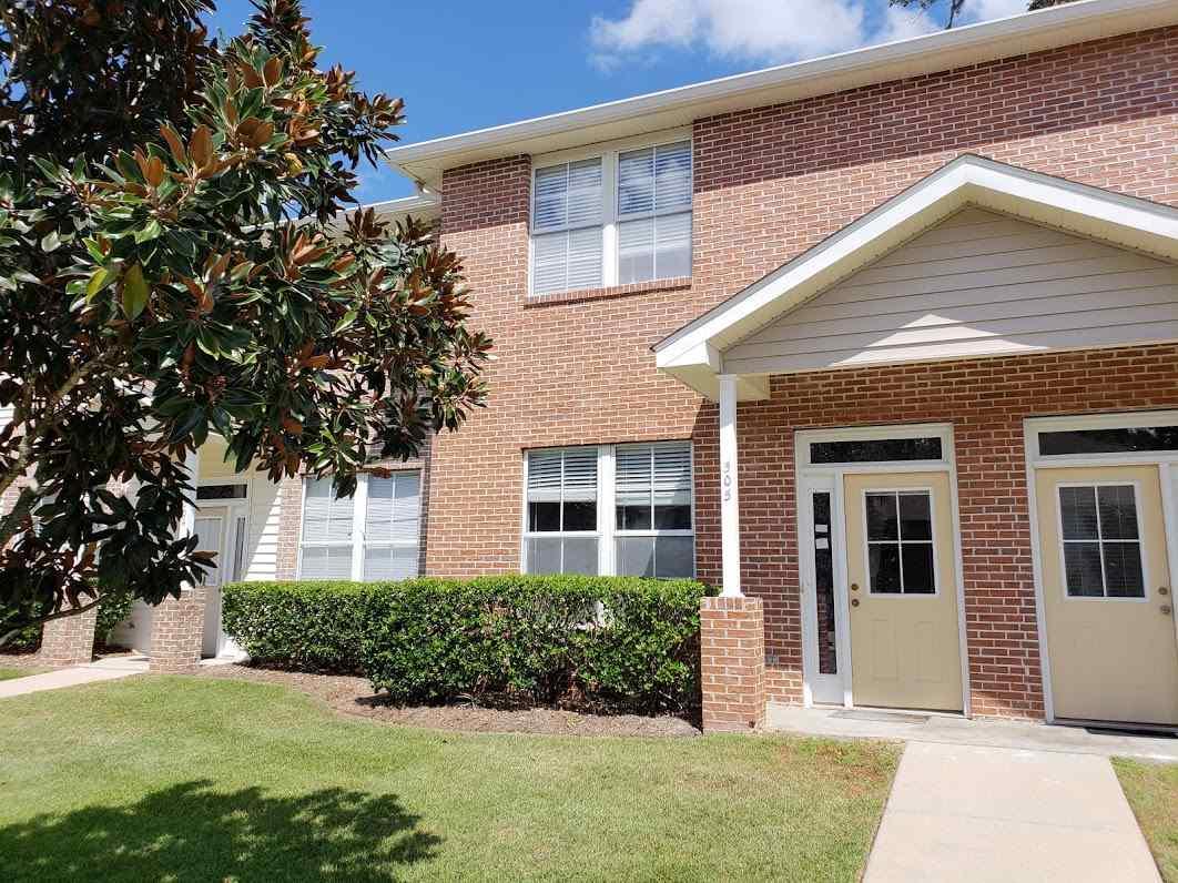 3400 Old Bainbridge - Photo 1
