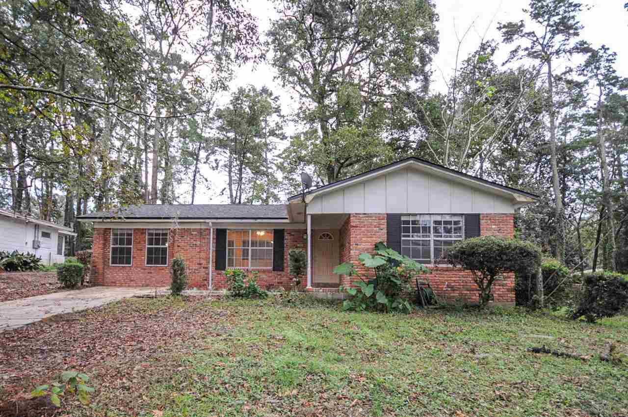 2129 Longview Dr - Photo 1