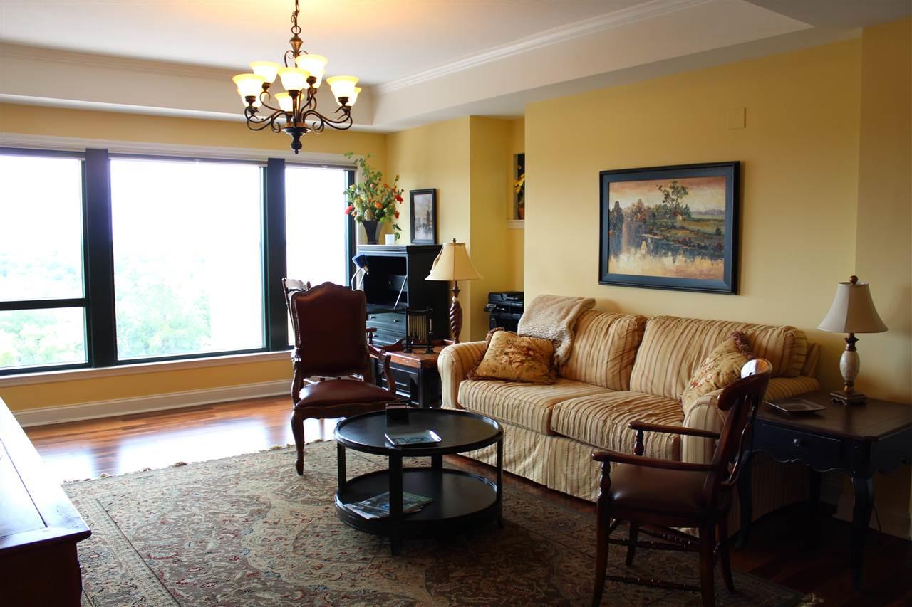 121 Monroe #8008 - Photo 1