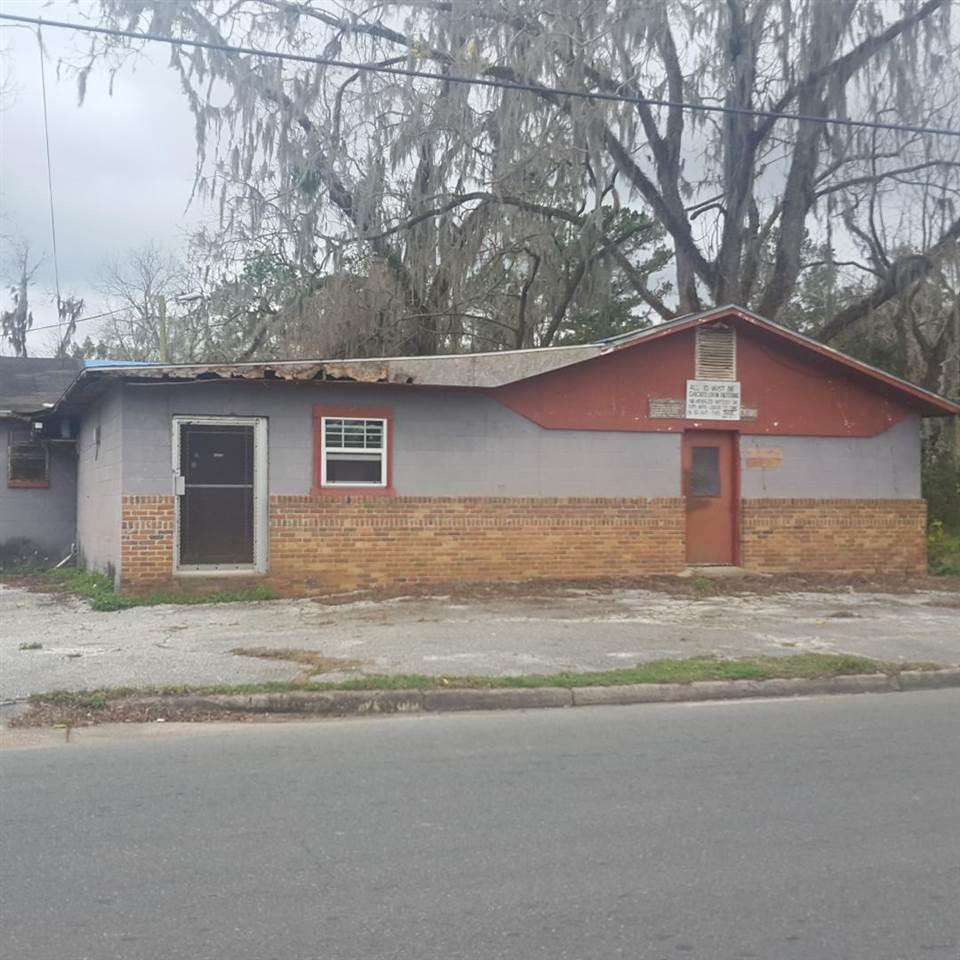 923 King - Photo 1