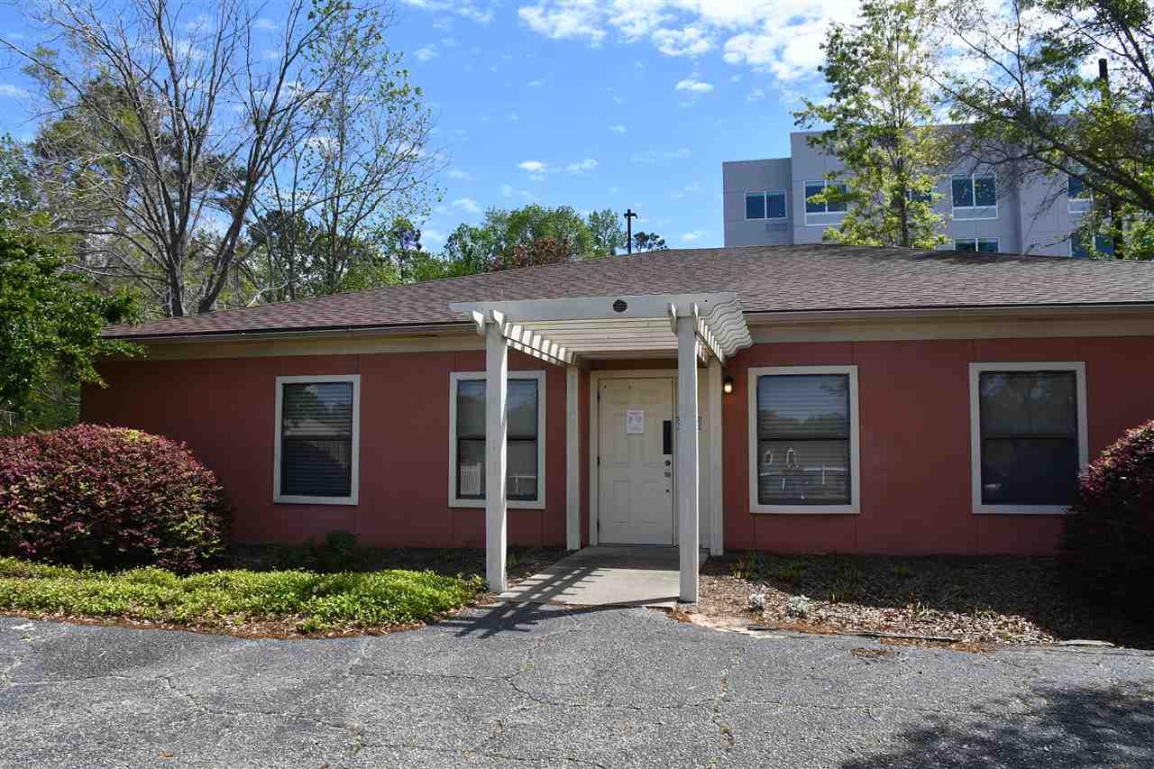 1395 Cross Creek - Photo 1