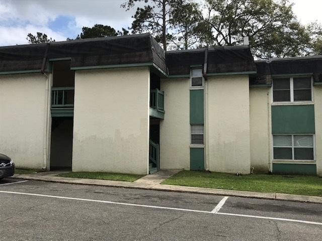 2325 Pensacola - Photo 1