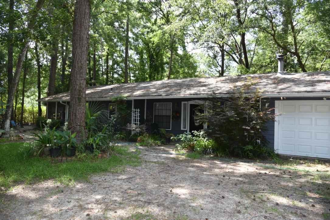 525 Tharpe - Photo 1