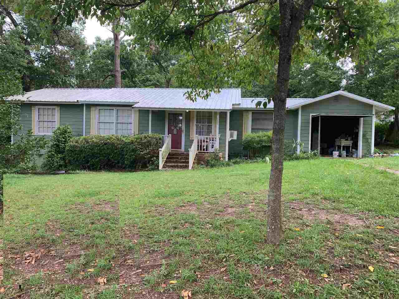 503 Woodland - Photo 1