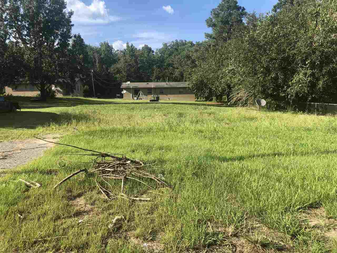 105 Hinson - Photo 1