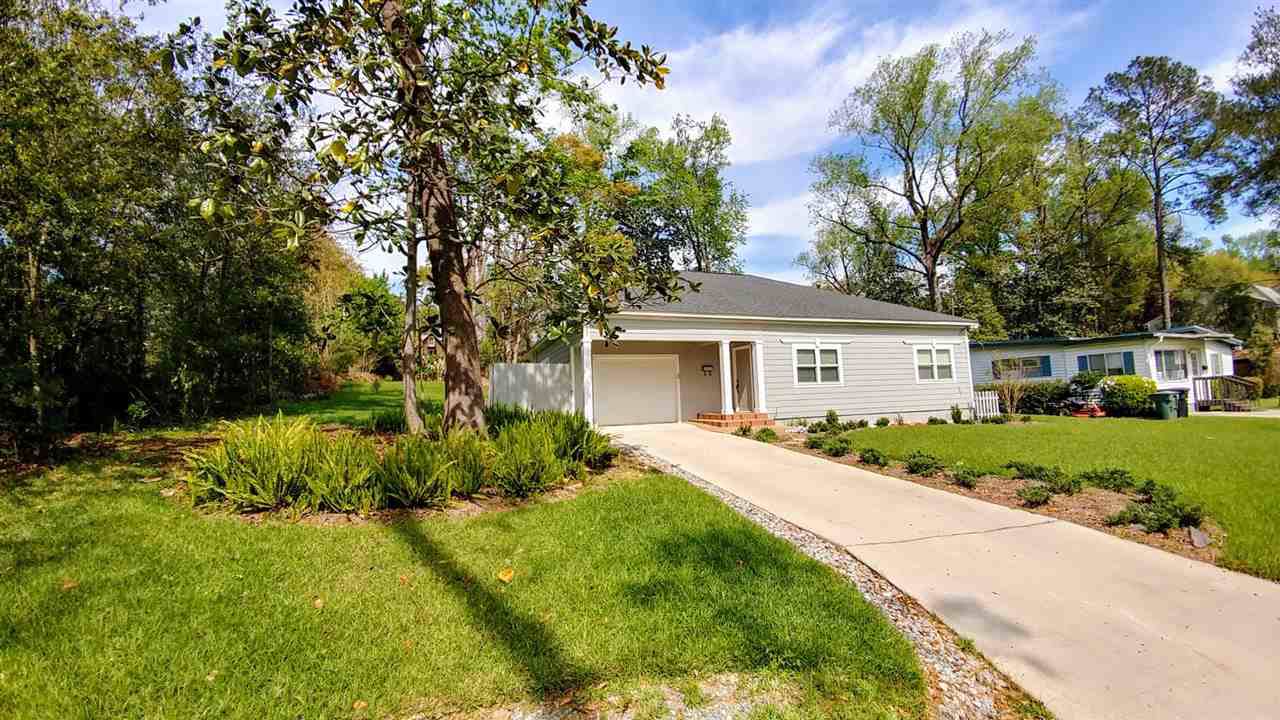 700 Jefferson - Photo 1