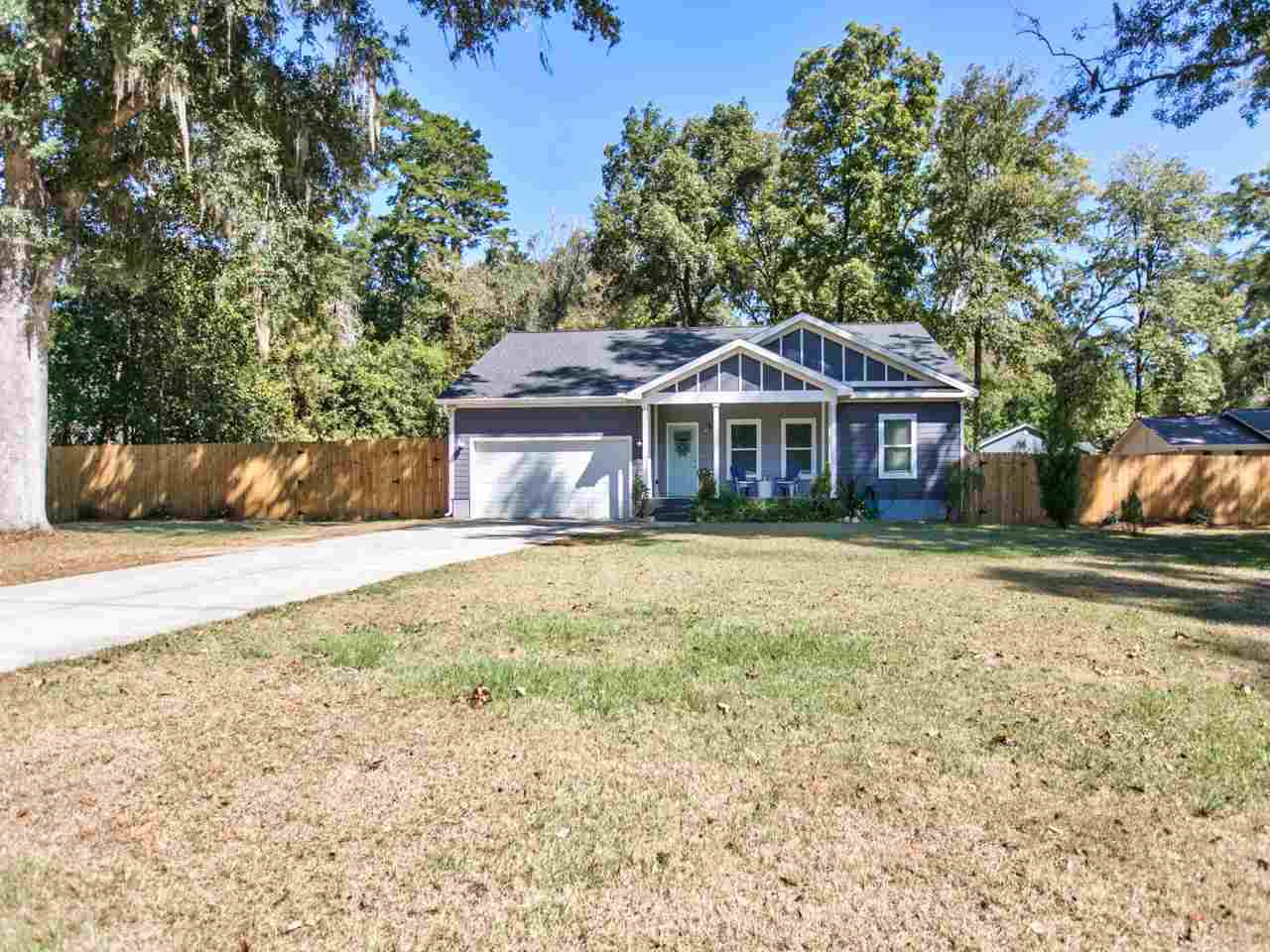 3027 Elmwood - Photo 1