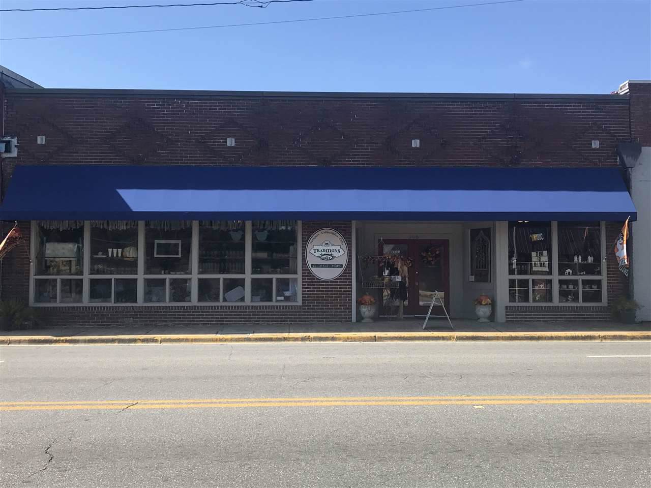206 Main - Photo 1