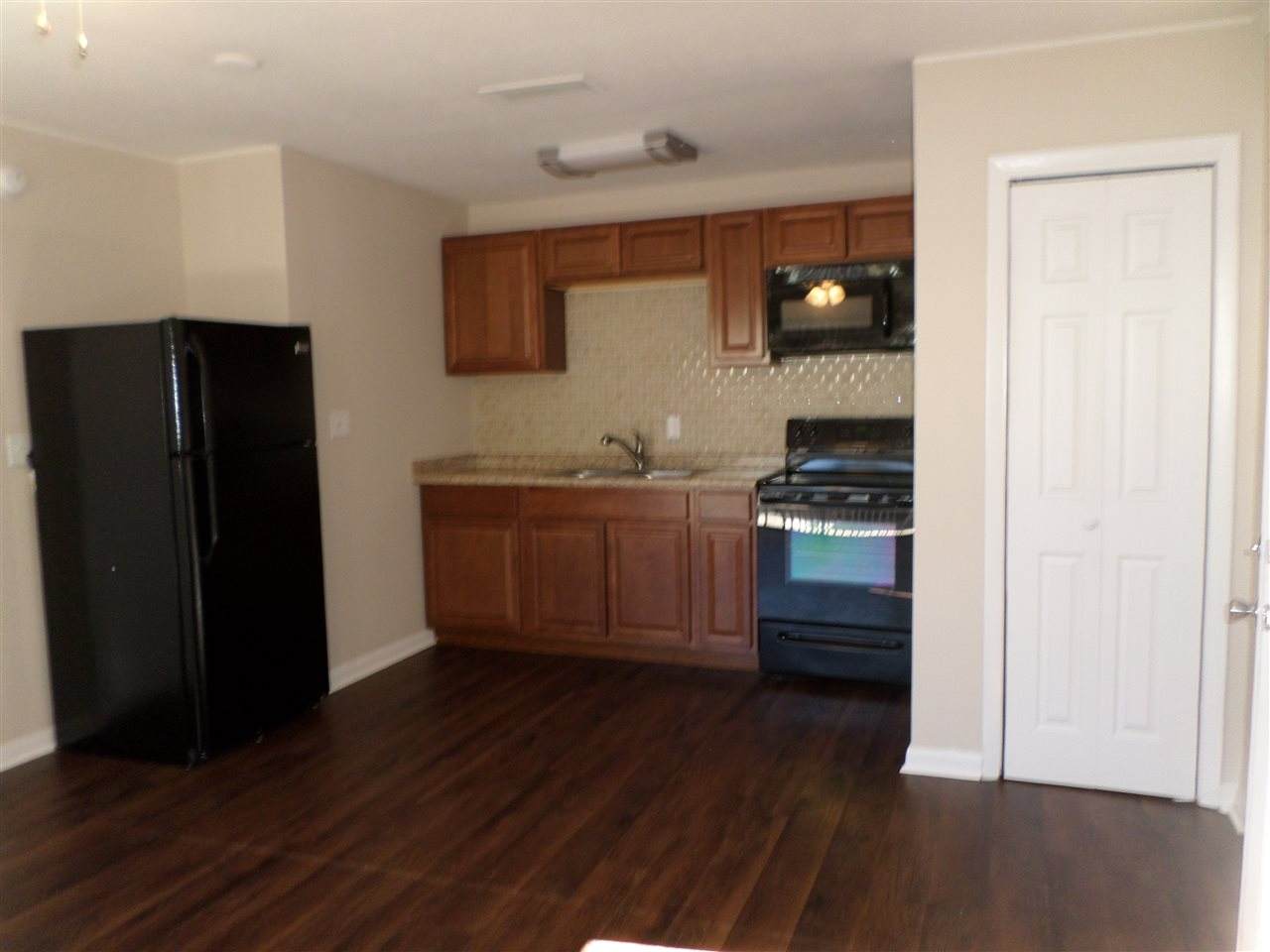 2241 Pensacola Street - Photo 1