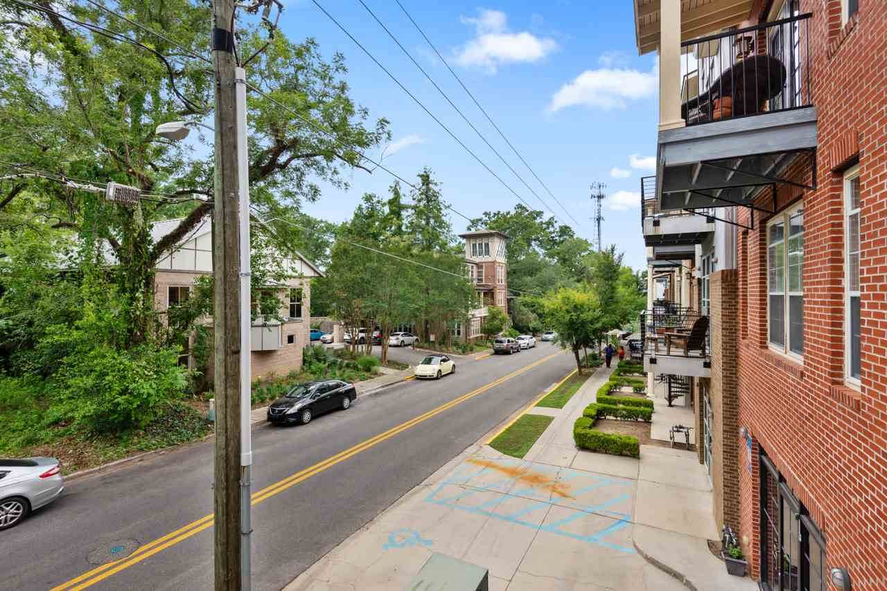 415 Saint Francis - Photo 1