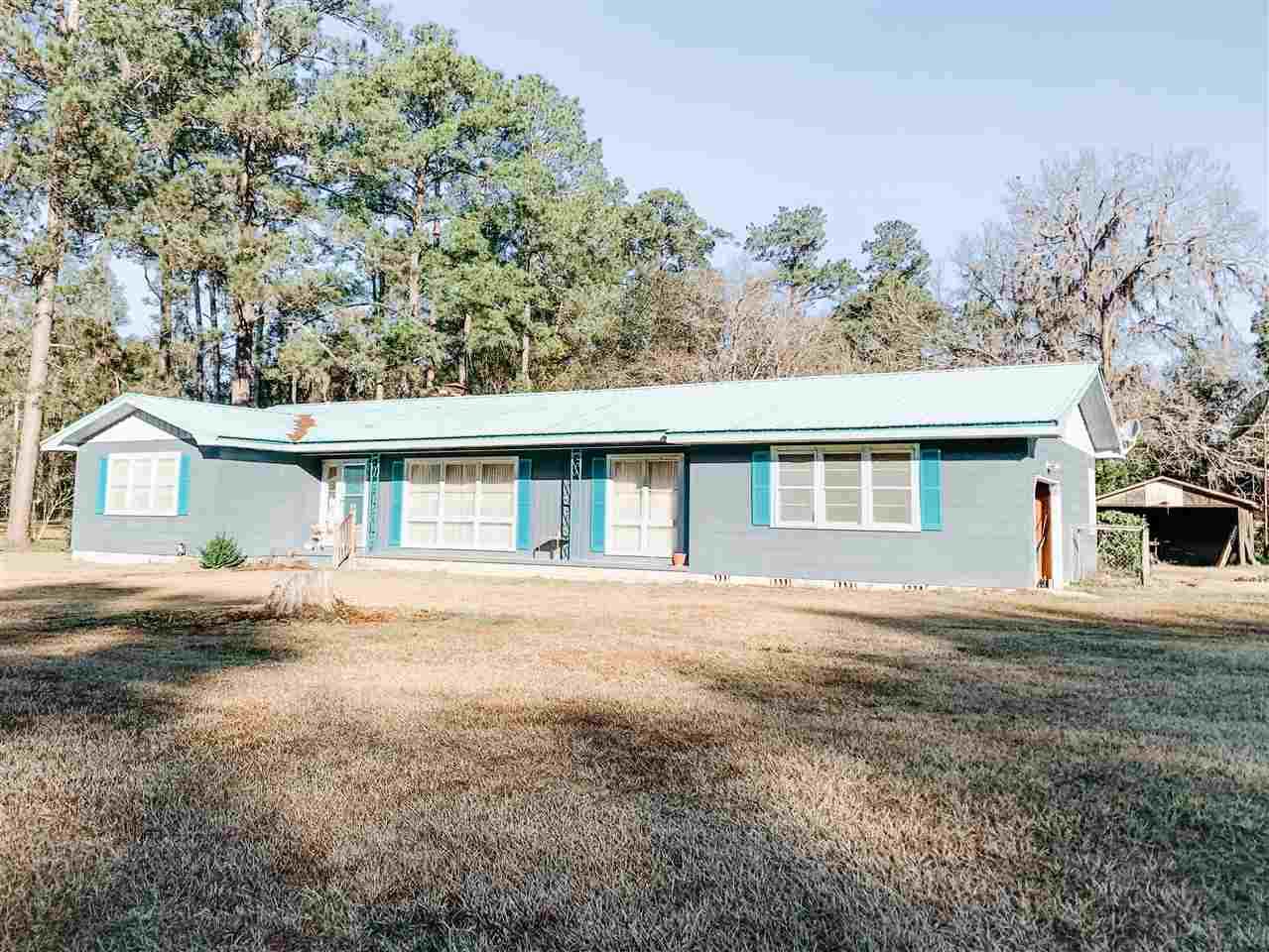 940 Grand Street - Photo 1