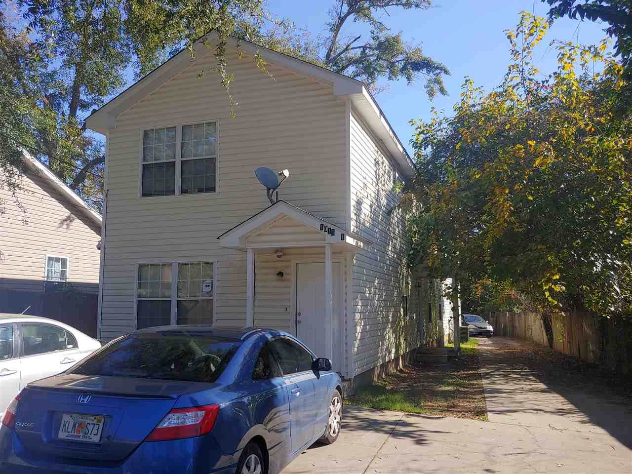 1015 Dewey Street - Photo 1