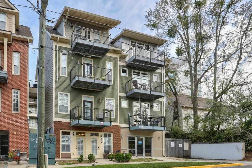 415 St. Francis Street - Photo 1