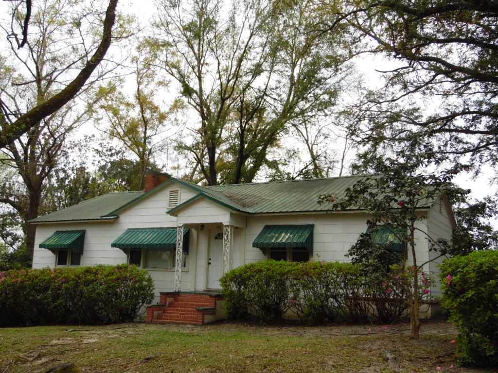 814 Coleman Street - Photo 1