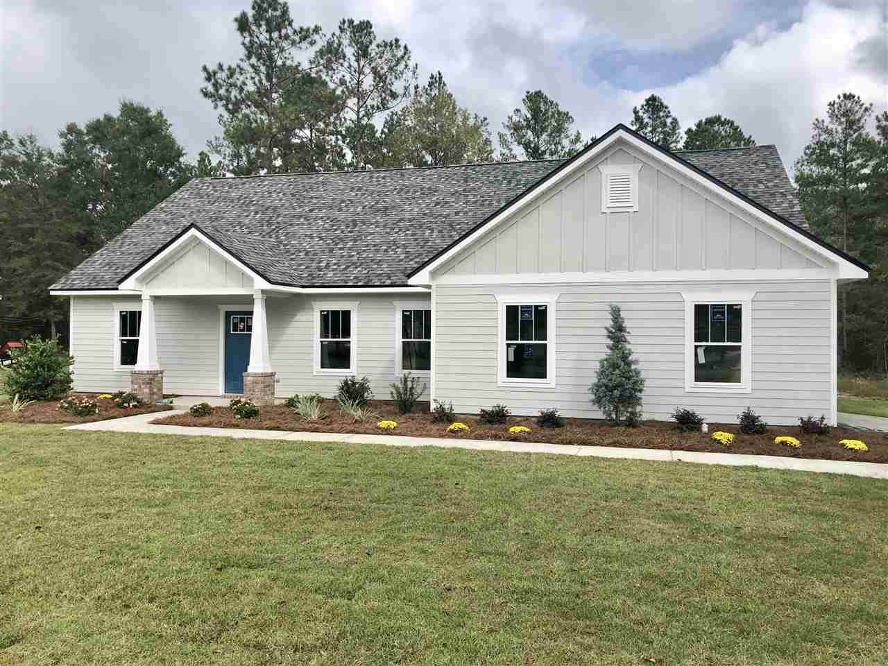 212 Country Club Drive - Photo 1