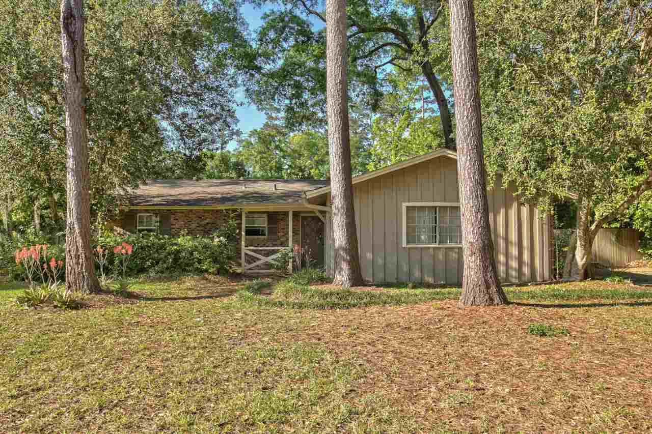 1208 Hemlock Street - Photo 1