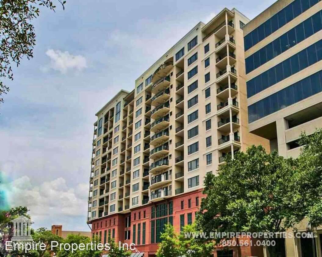 121 Monroe Street - Photo 1