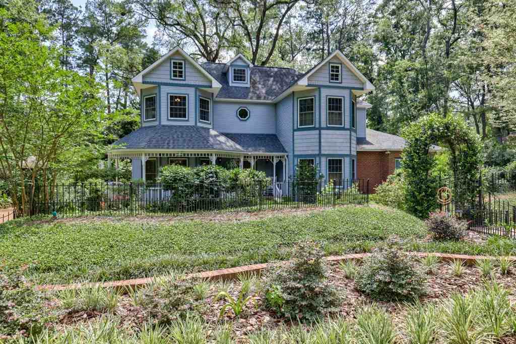 1113 Lothian Drive - Photo 1