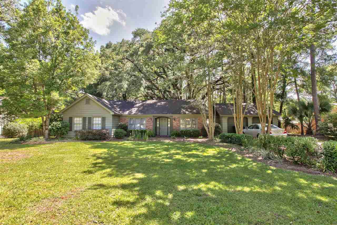 2926 Foxcroft Drive - Photo 1