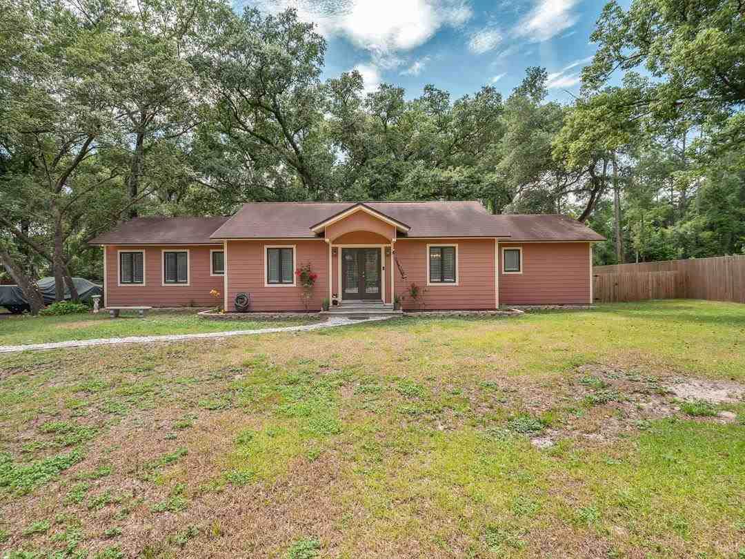 9402 Liska Drive - Photo 1