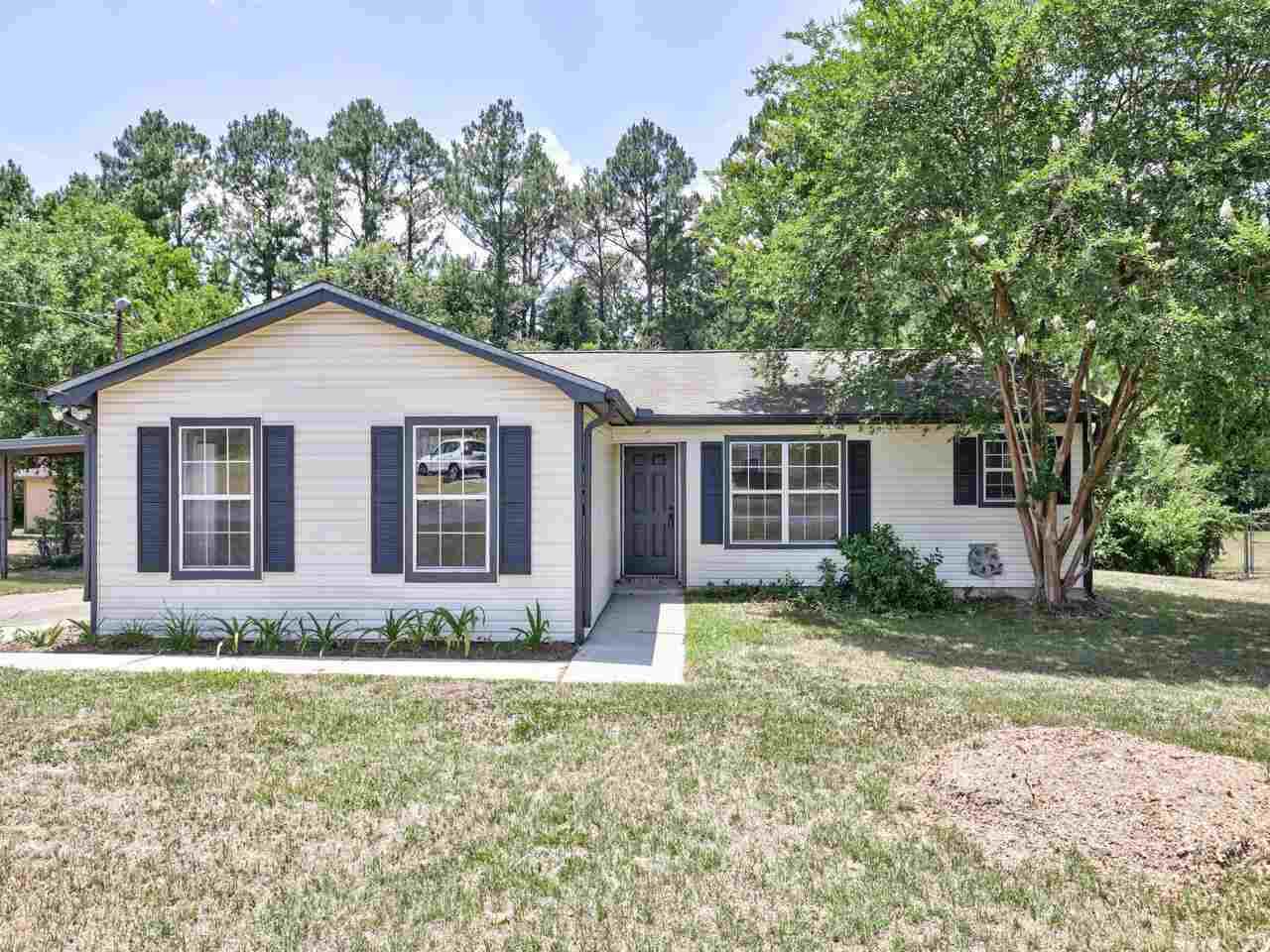 7252 Newfield Drive - Photo 1