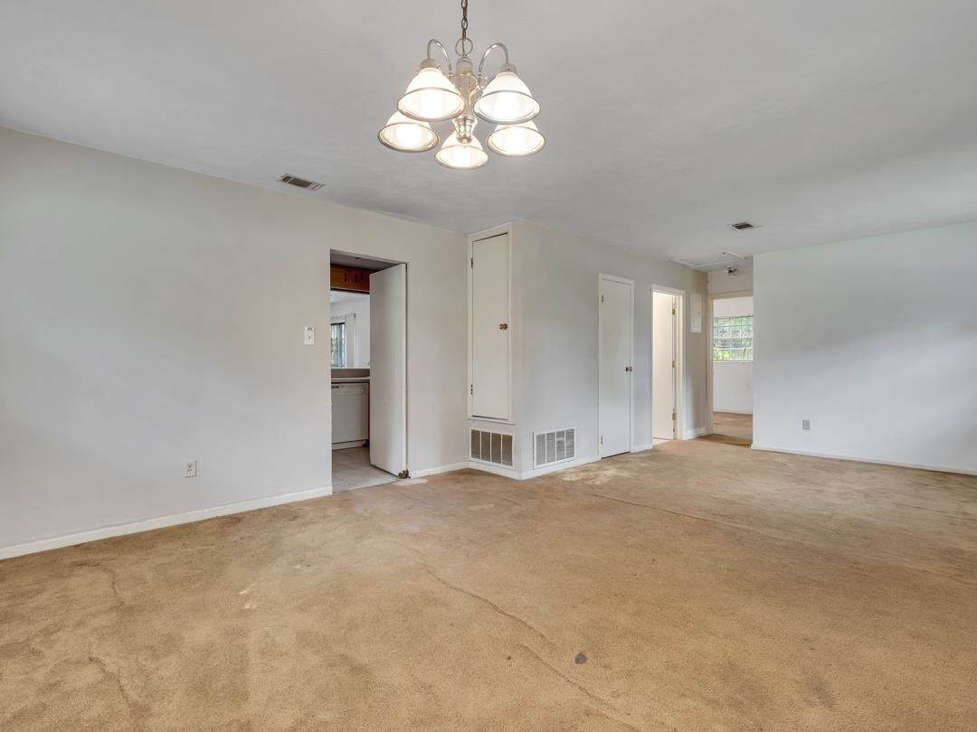 801 Golfview Drive - Photo 1