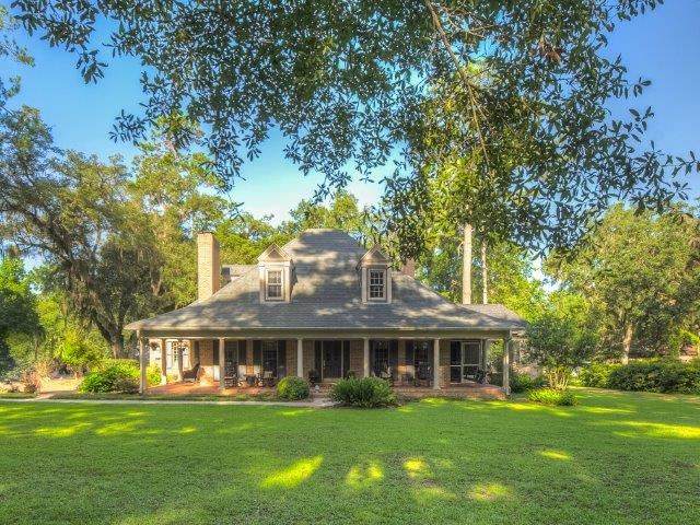 3038 Lakeshore Drive - Photo 1
