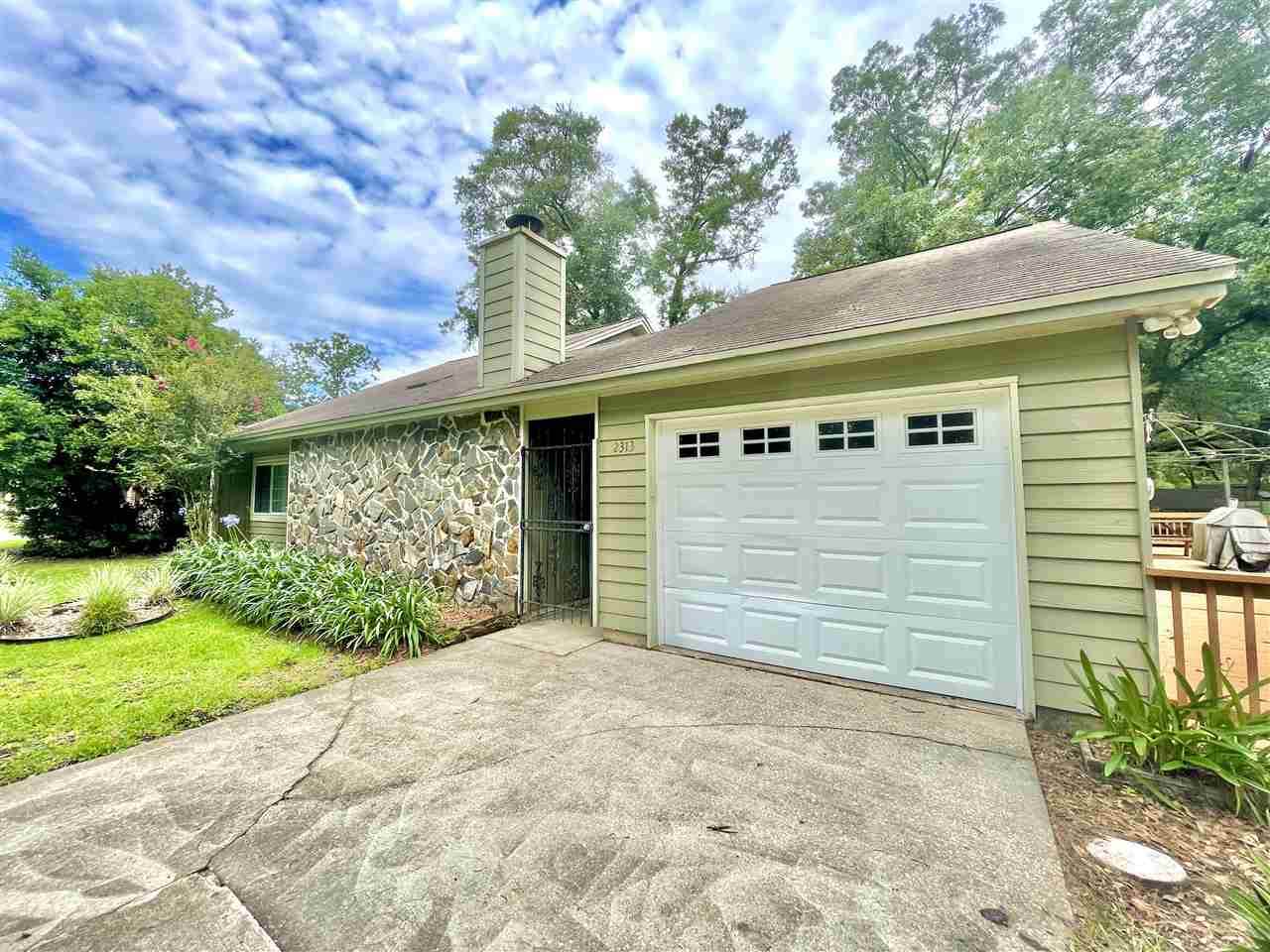 2313 Cumberland Drive - Photo 1