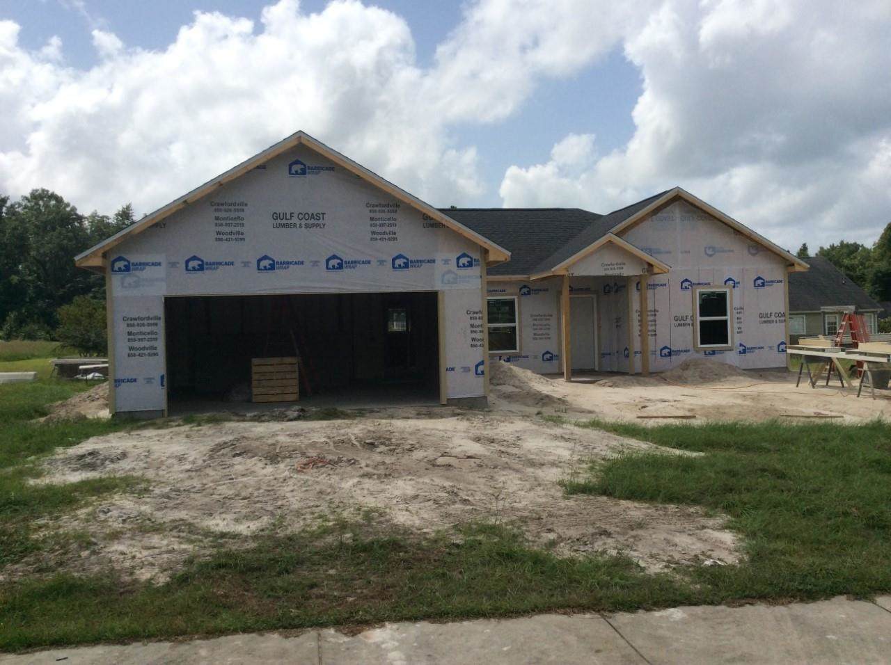 445 Elliott Drive - Photo 1
