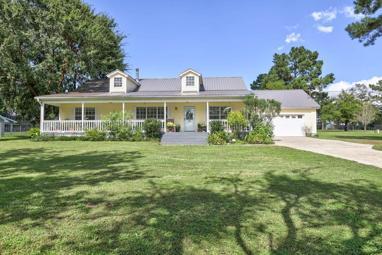 422 Frances Drive - Photo 1