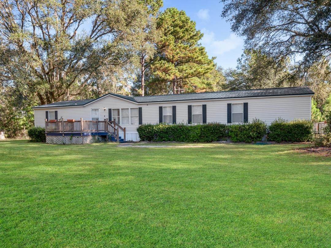 636 Pelican Way - Photo 1