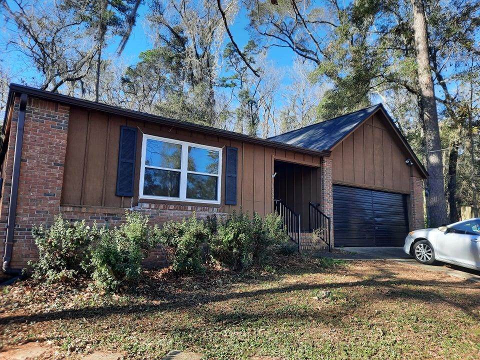 1997 Copper Beech Court - Photo 1