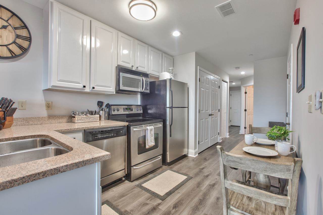215 College Avenue - Photo 1