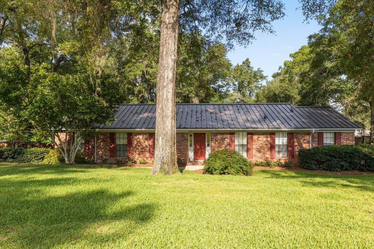 4016 Roscrea Drive - Photo 1