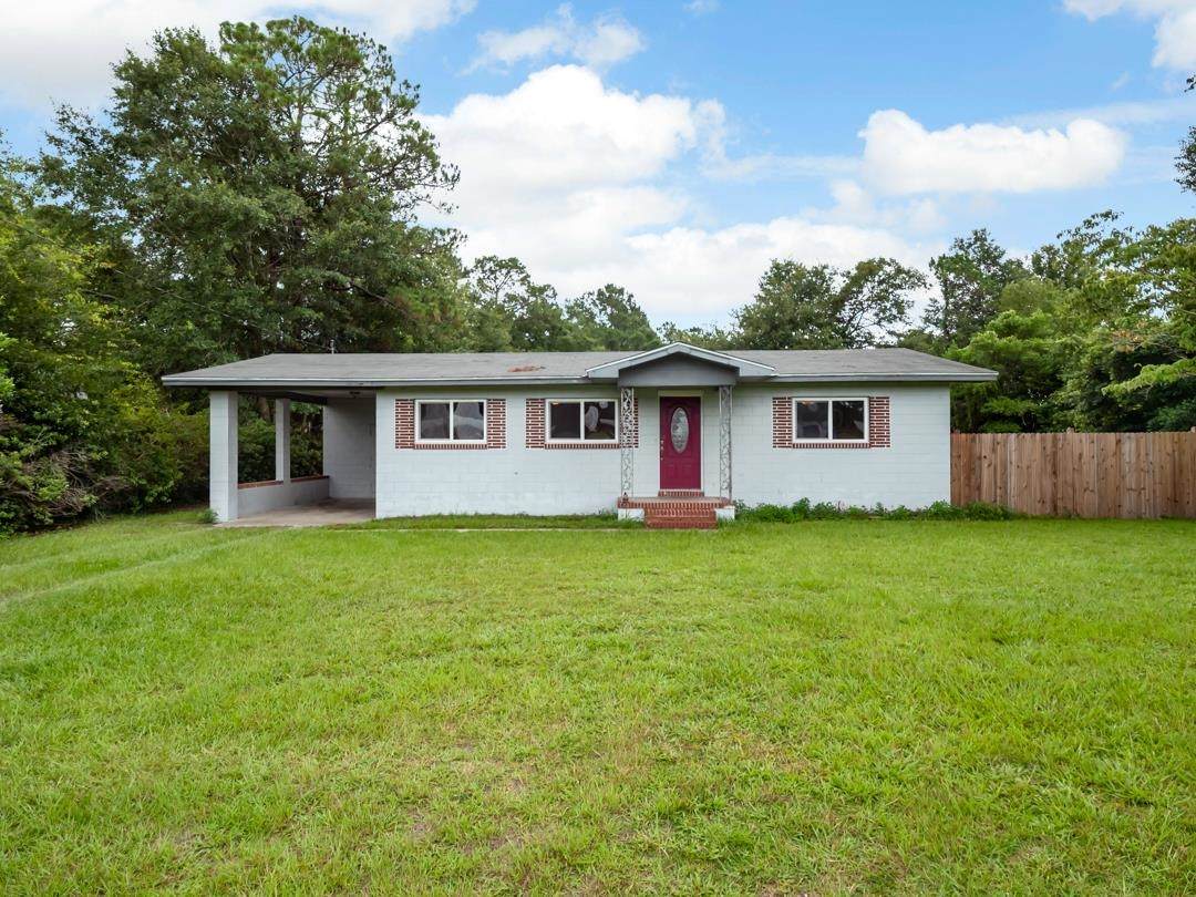 10112 Colin Kelly Highway - Photo 1