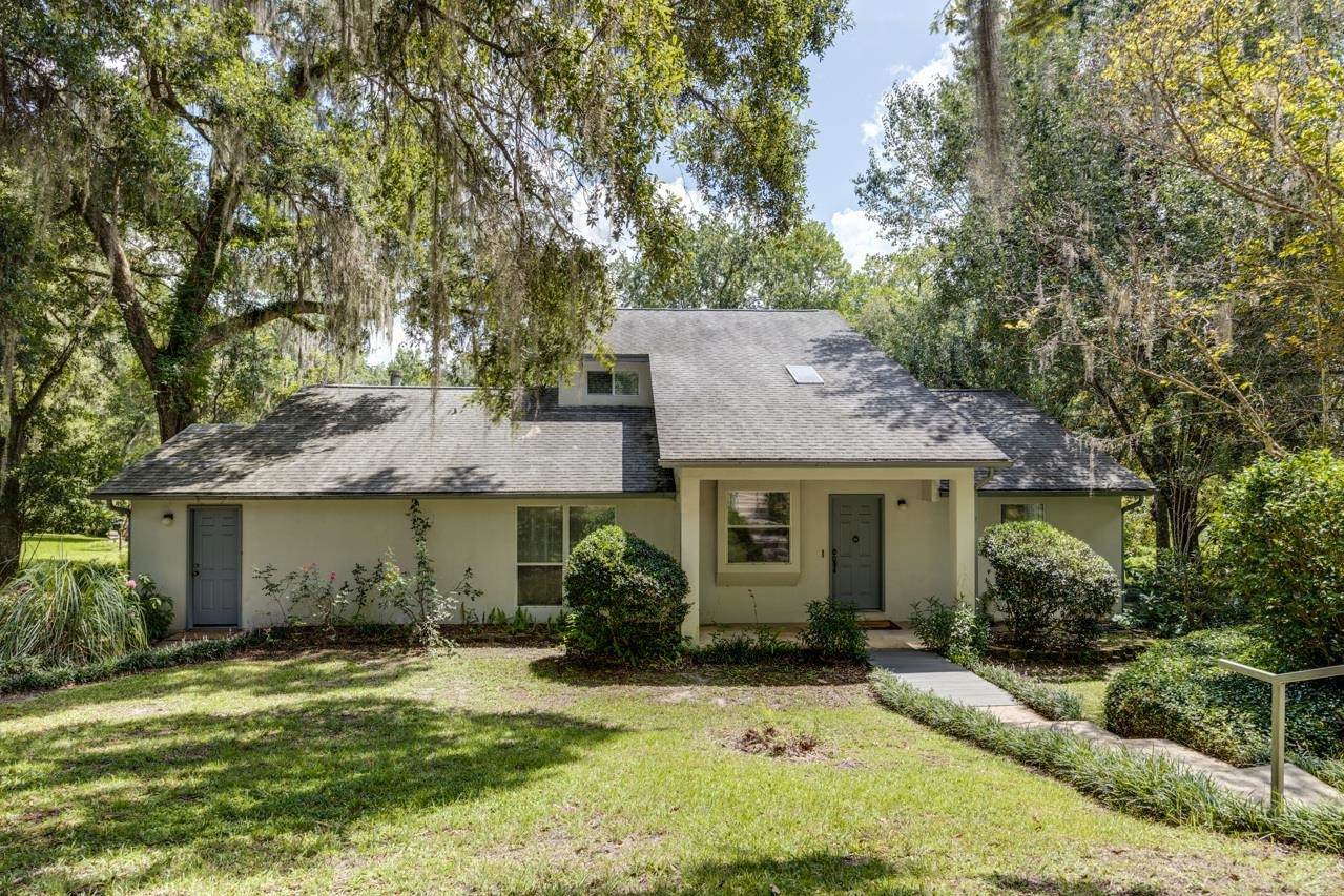 2108 Cynthia Drive - Photo 1