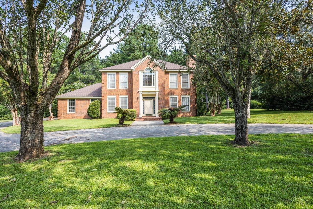 5017 Centennial Oak Circle - Photo 1