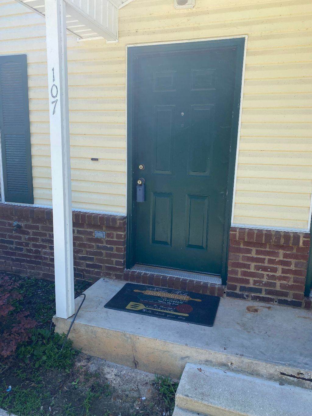 2520 Graves Road - Photo 1